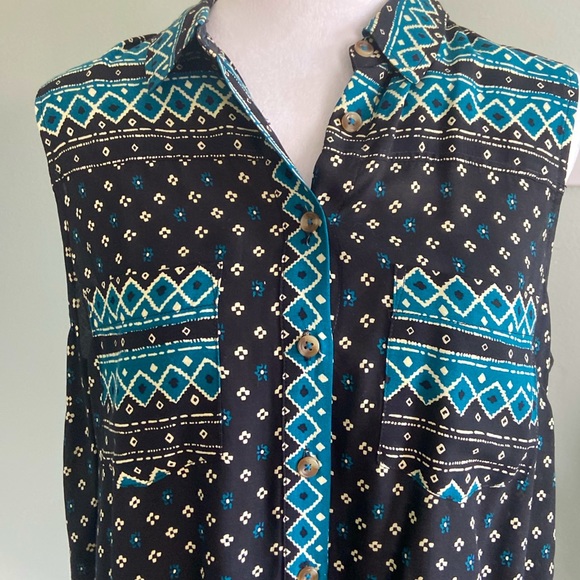 Anthropologie Akemi + Kin Ikat Print tunic length Sleeveless Blouse Size… - Picture 6 of 10